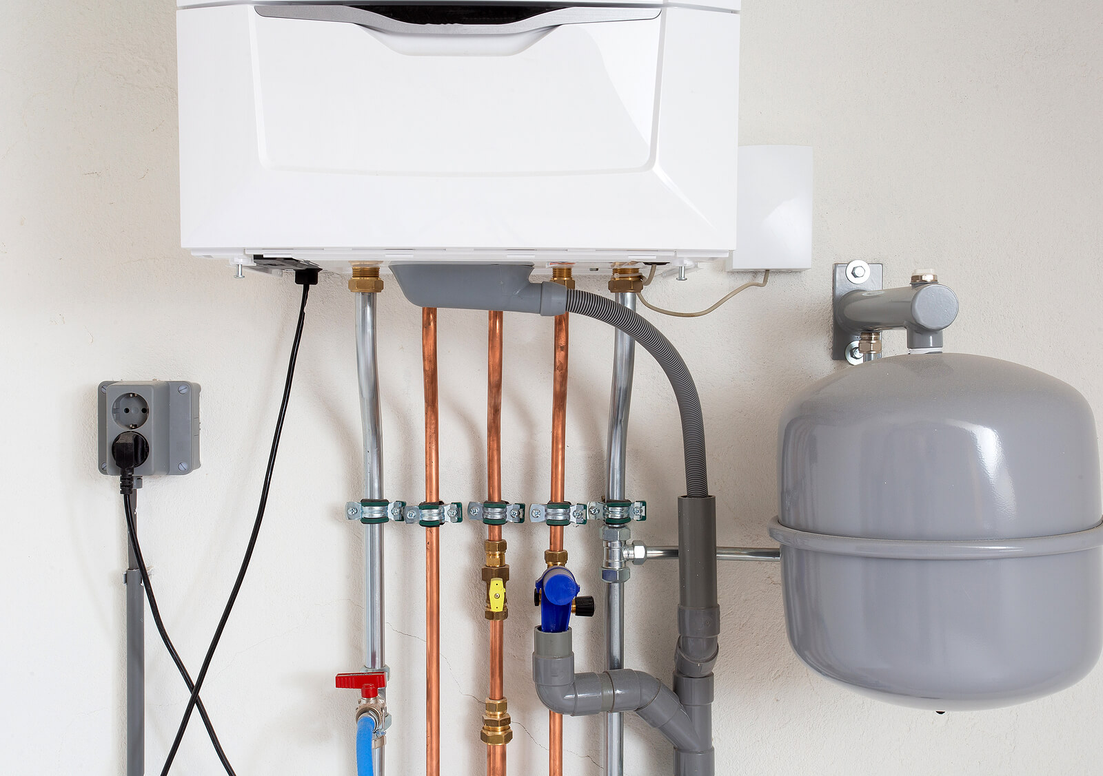 How to Clean a Hot Water Heater Burner